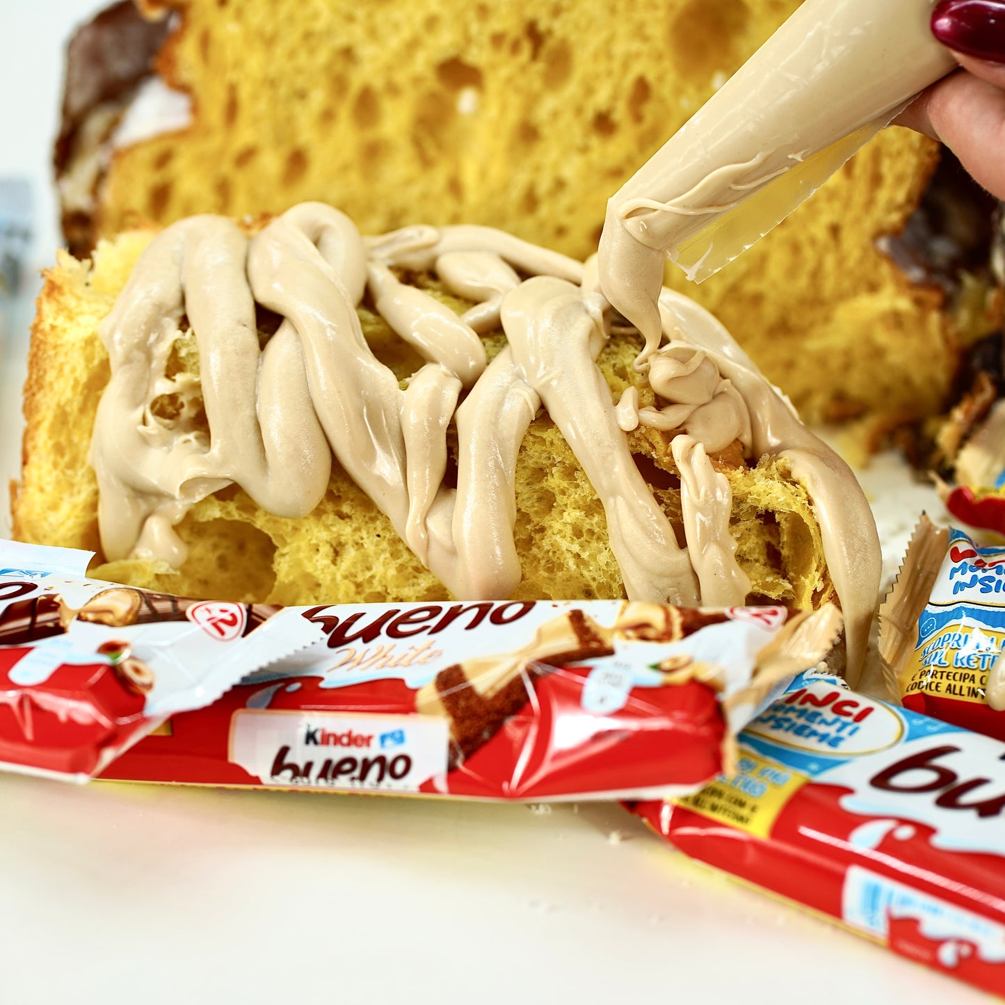 Panettone Doppio Bueno + sac a poche da 350gr